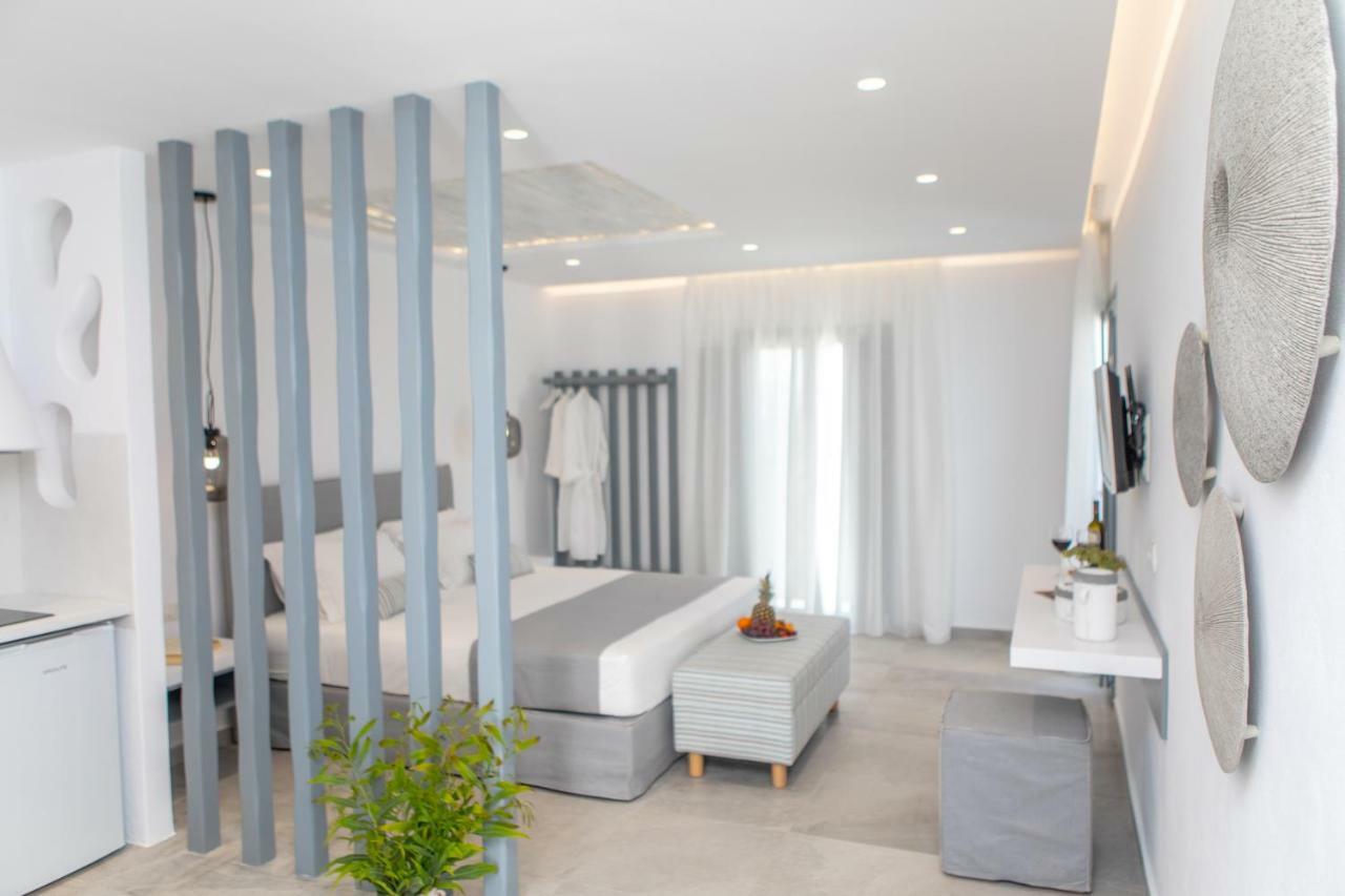 Crystal Mare Suites Naxos City Exterior photo