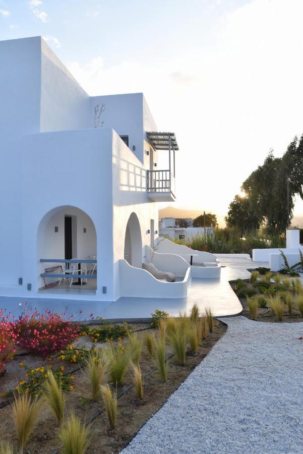 Crystal Mare Suites Naxos City Exterior photo